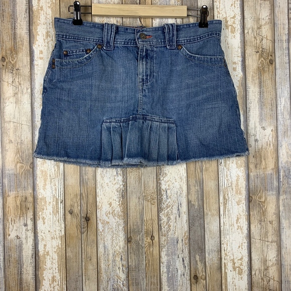 Old Navy Dresses & Skirts - Old Navy Denim Jean Skirt